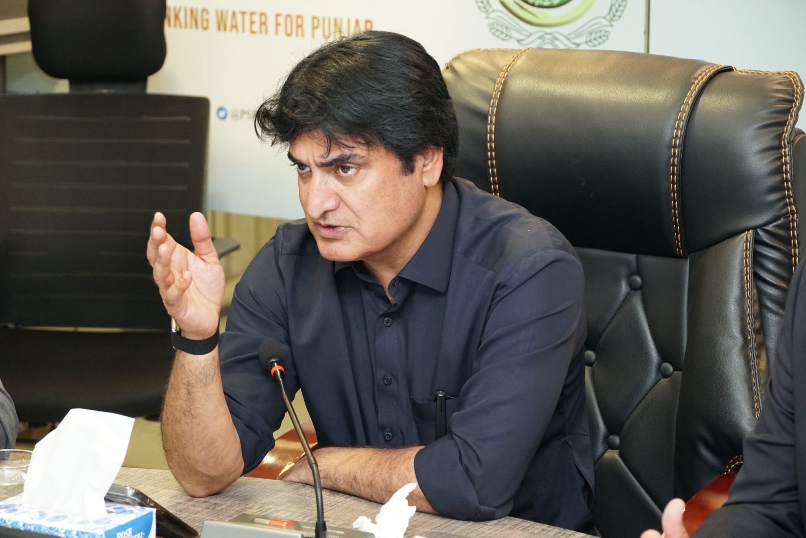 Secretary Housing & Urban Development Visits Punjab Saaf Pani Authority Headquarter